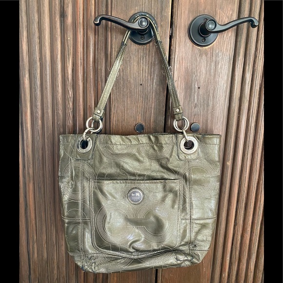 Coach Handbags - Coach purse